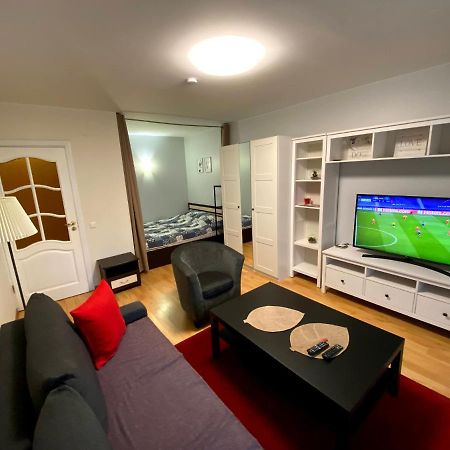 Your Home - Central Studio Apartment, Balcony, Parking & Self Check-In Wilno Zewnętrze zdjęcie
